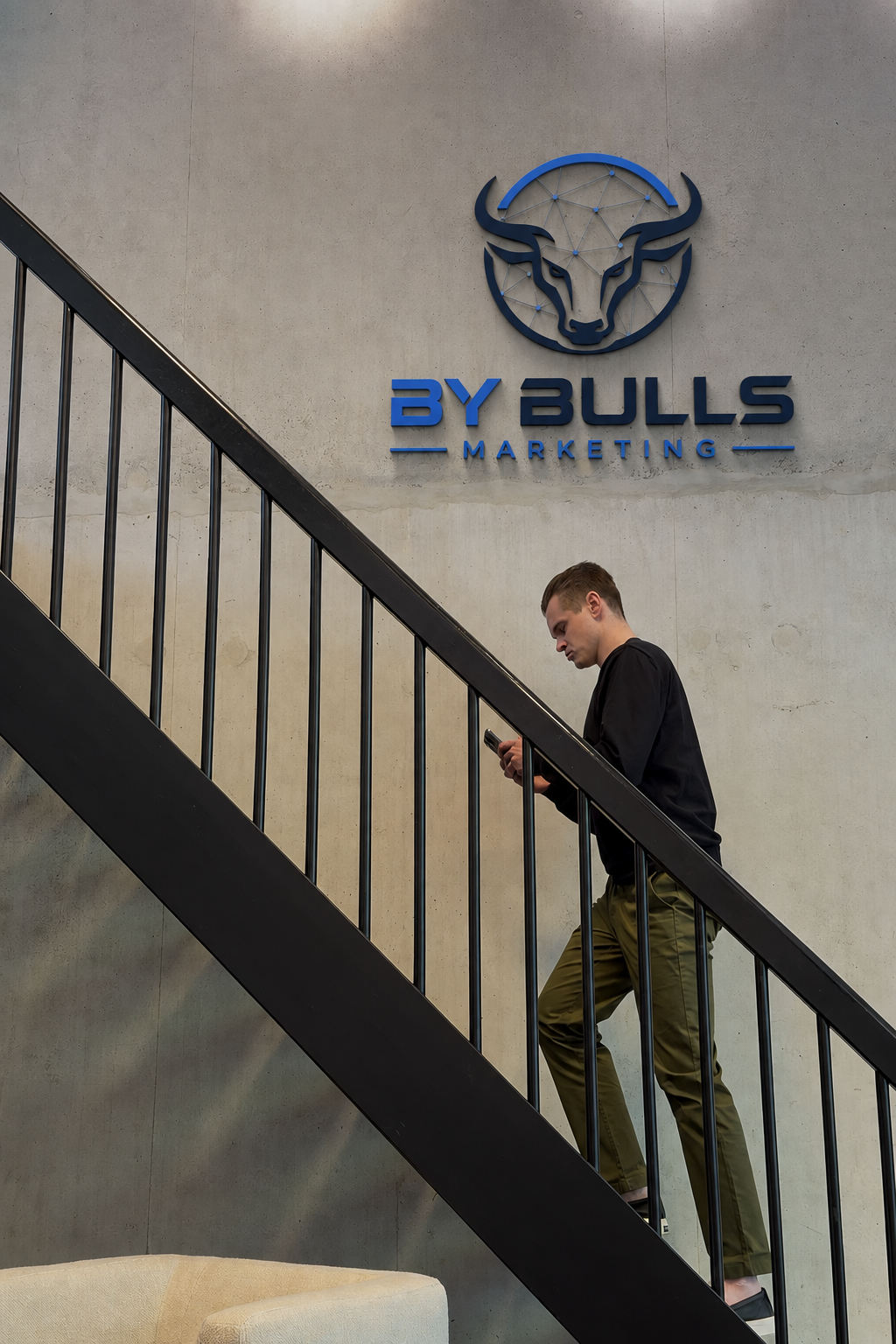 Marketing By Bulls kantoor met het By Bulls logo